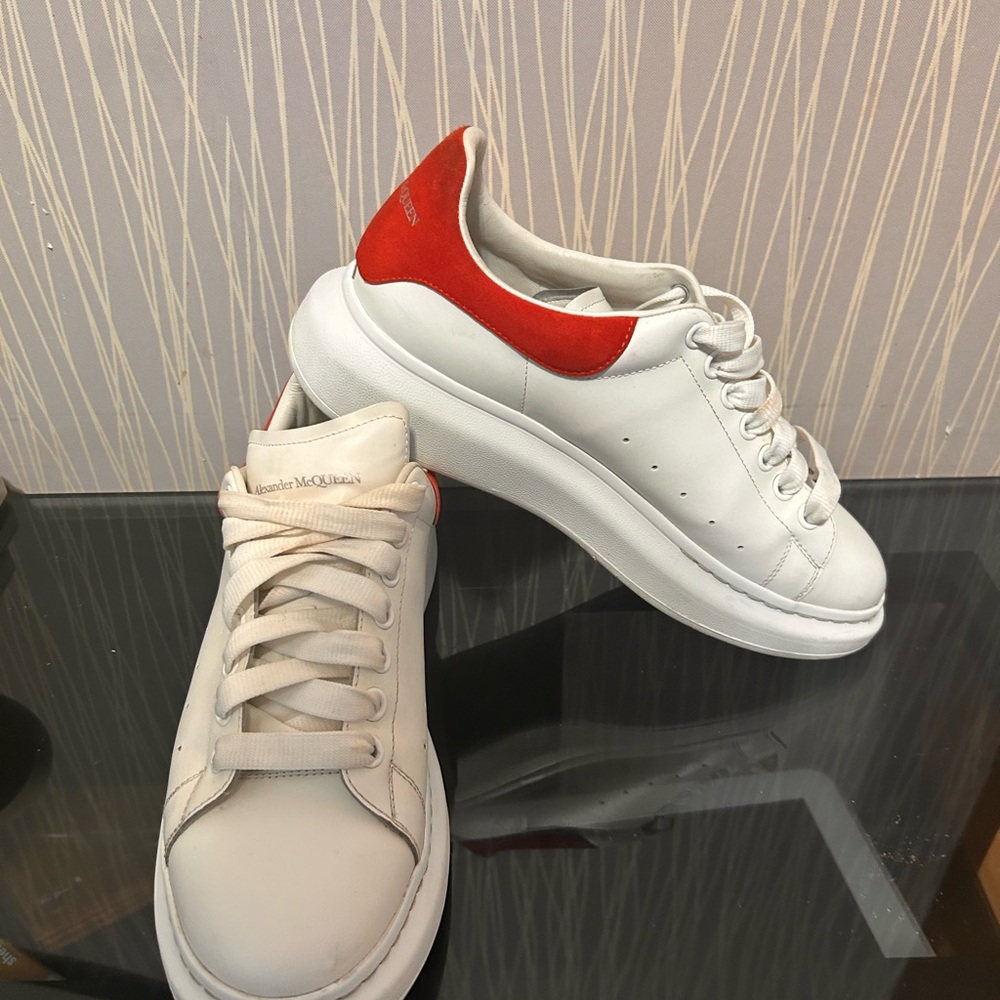 Alexander Macqueen Velour oversized sneakers size 43 - Picture 10 of 10